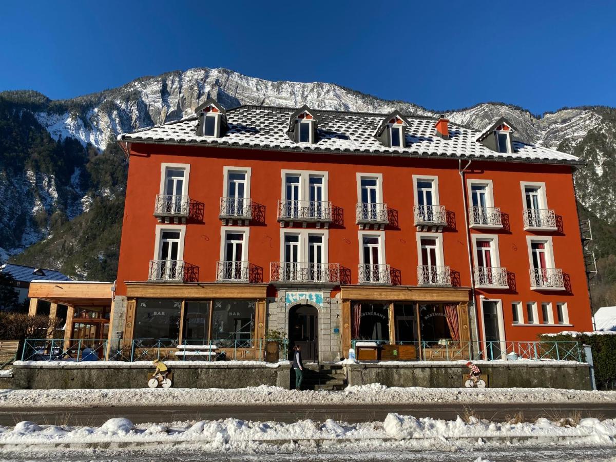 Hotel Oberland Le Bourg-dʼOisans Exterior foto