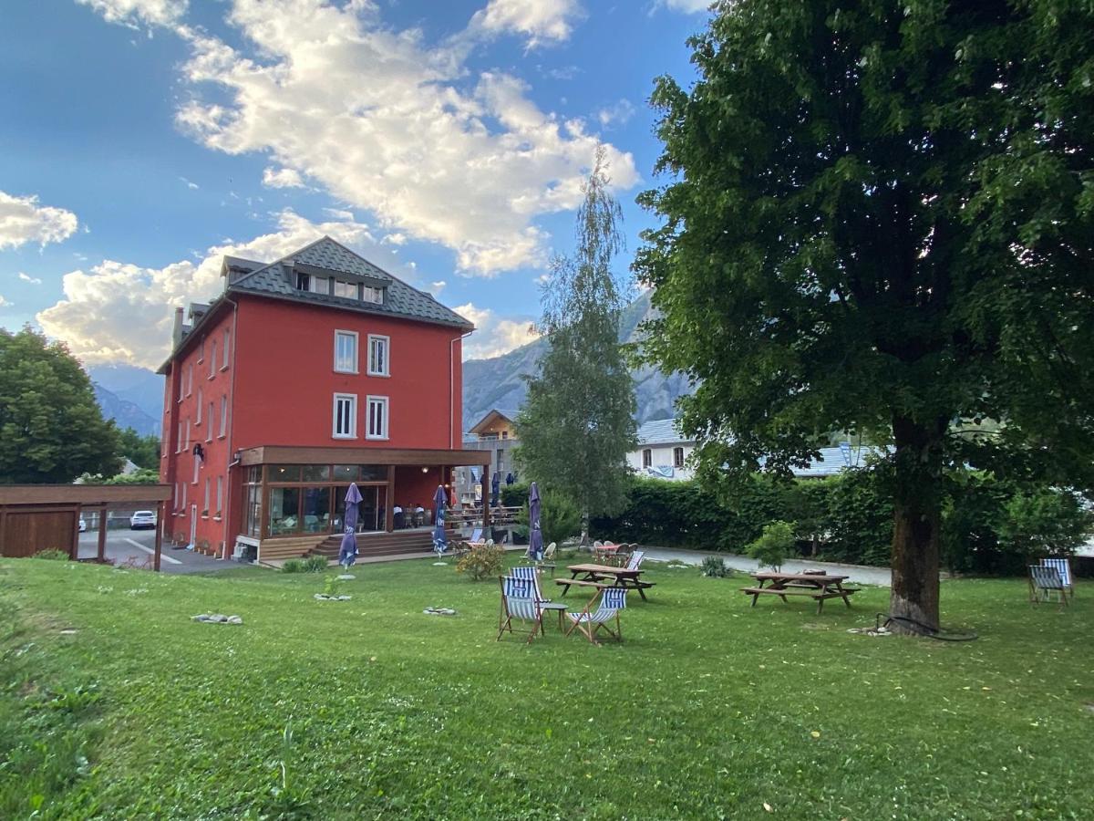 Hotel Oberland Le Bourg-dʼOisans Exterior foto